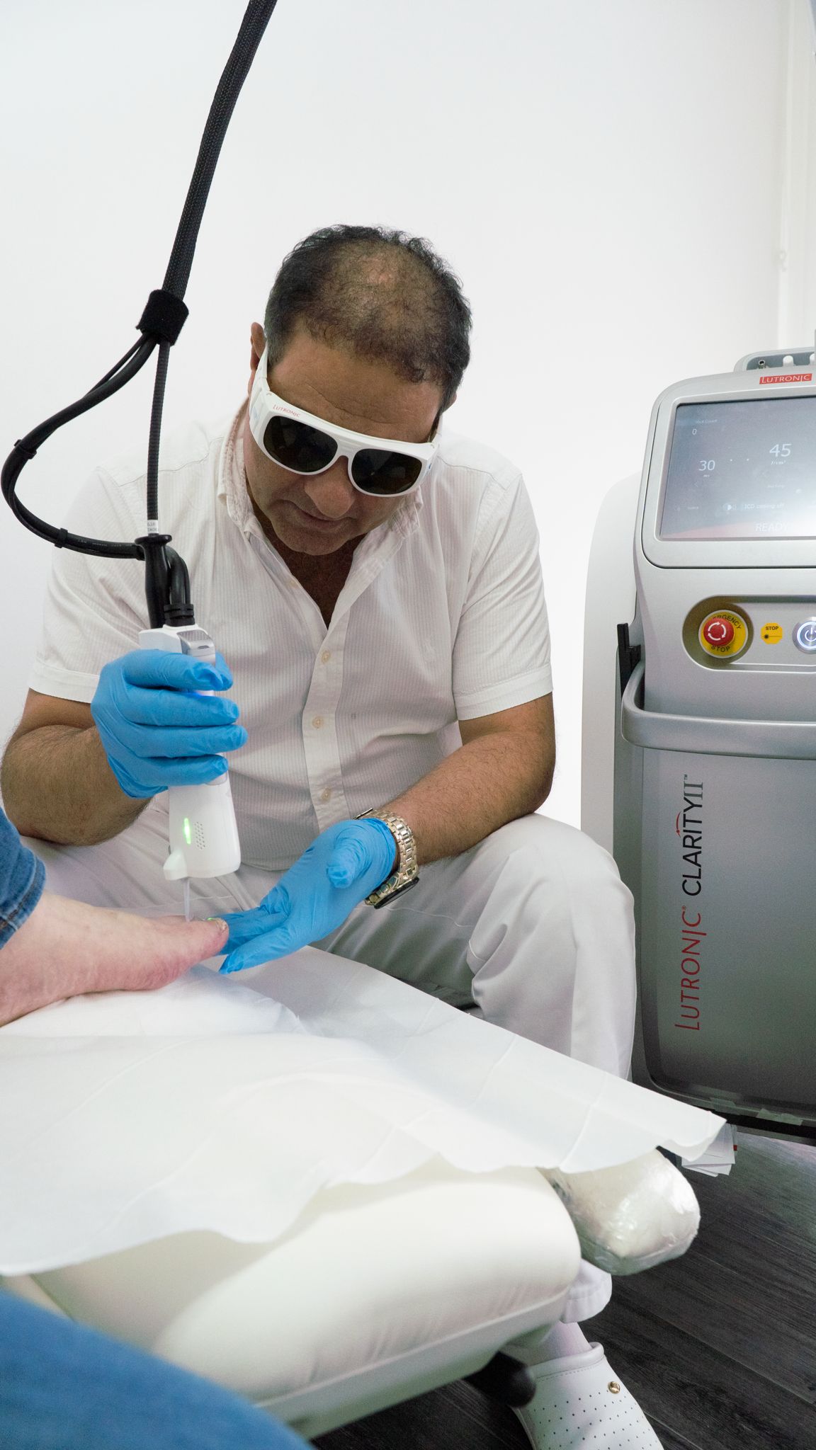 Lasertherapie bei Nagelpilz und ausgewählten Nagelveränderungen